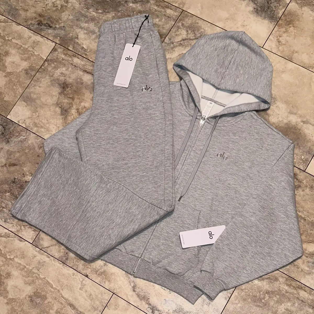 Alo Yoga Accolade Full Zip Hoodie & Sweatpants Set Grey