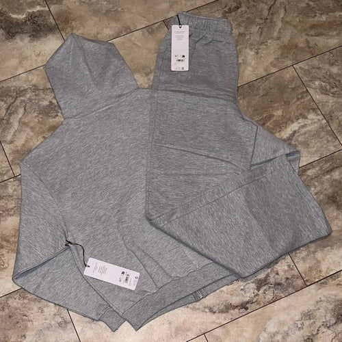 Alo Yoga Accolade Full Zip Hoodie & Sweatpants Set Grey